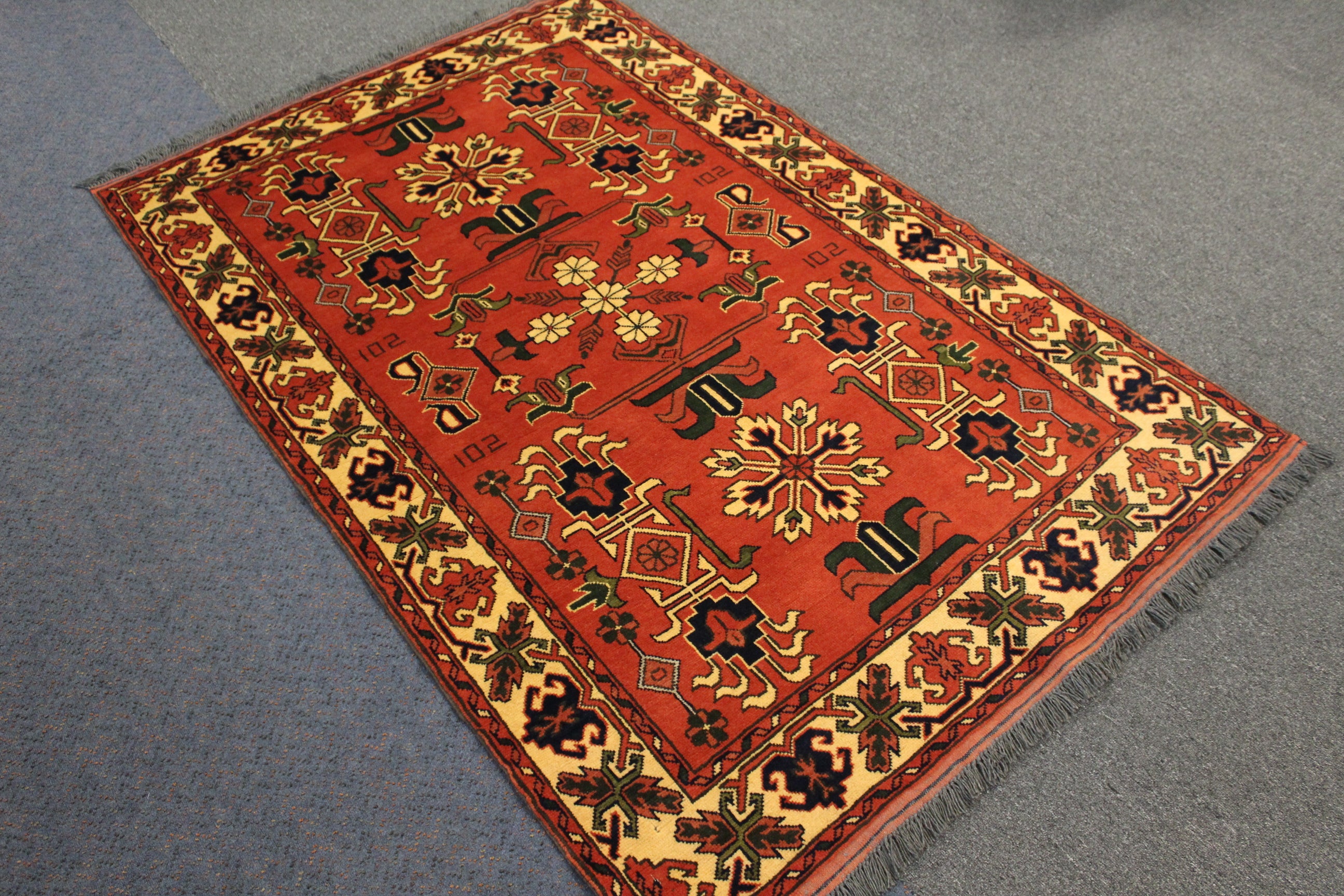Karghai Rug 185 cm x 120 cm Persian Rug Gallery