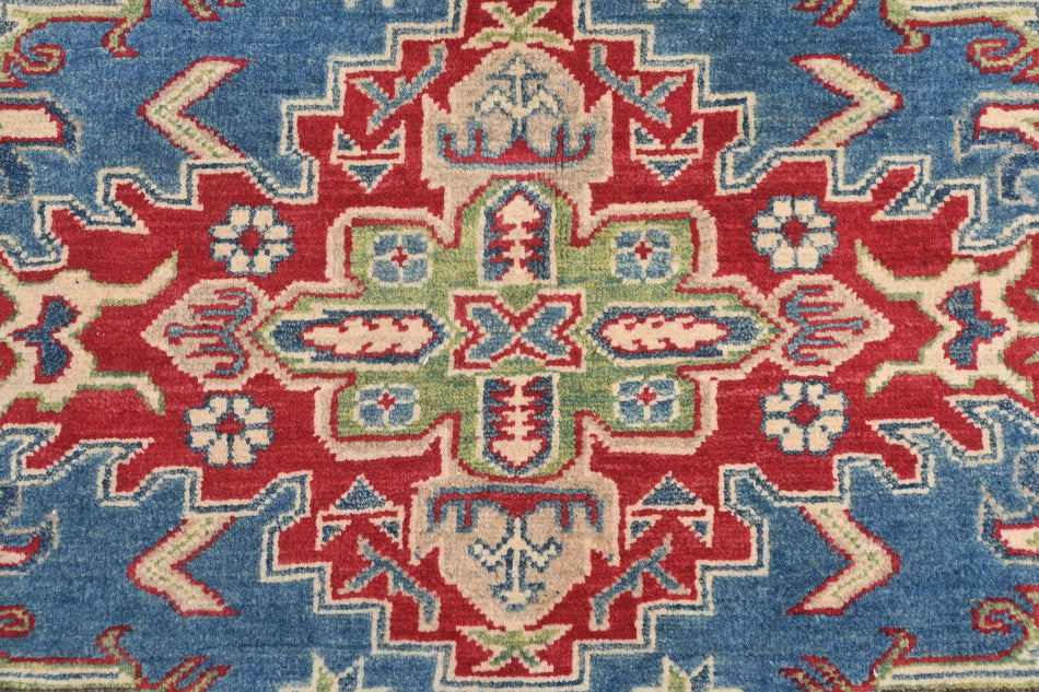 Kazak Rug - 239 cm x 167 cm