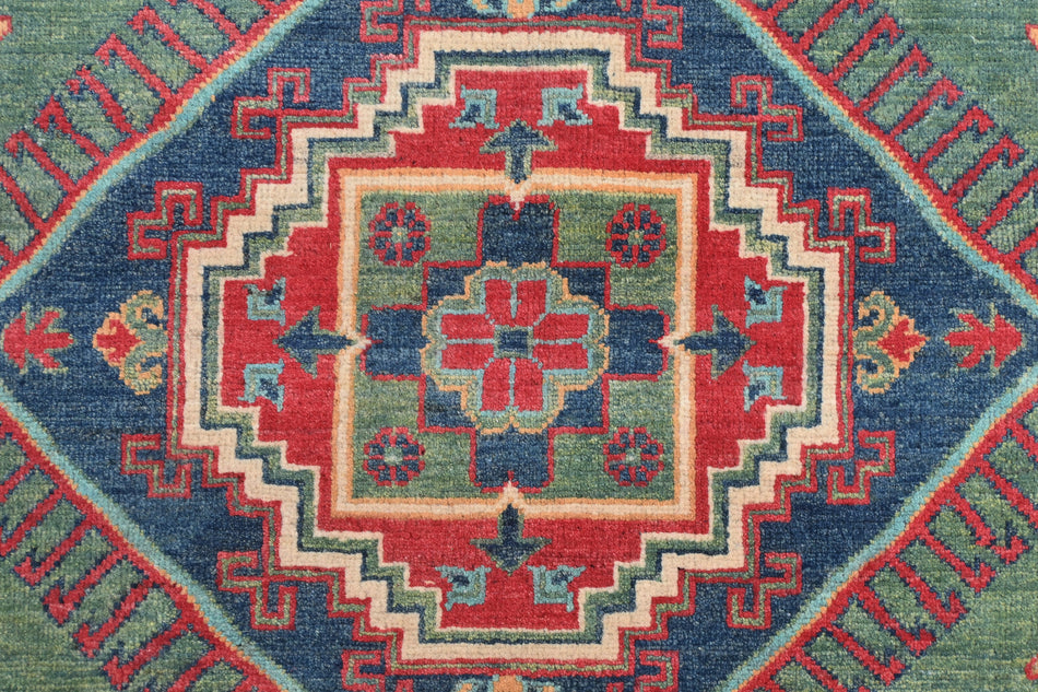 Kazak Rug - 295 cm x 204 cm