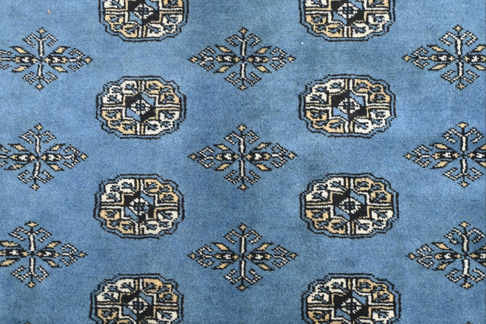 Bokhara Rug - 310 cm x 205 cm