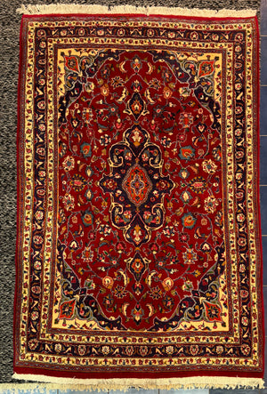 Mahal Rug - 215 cm x 146 cm