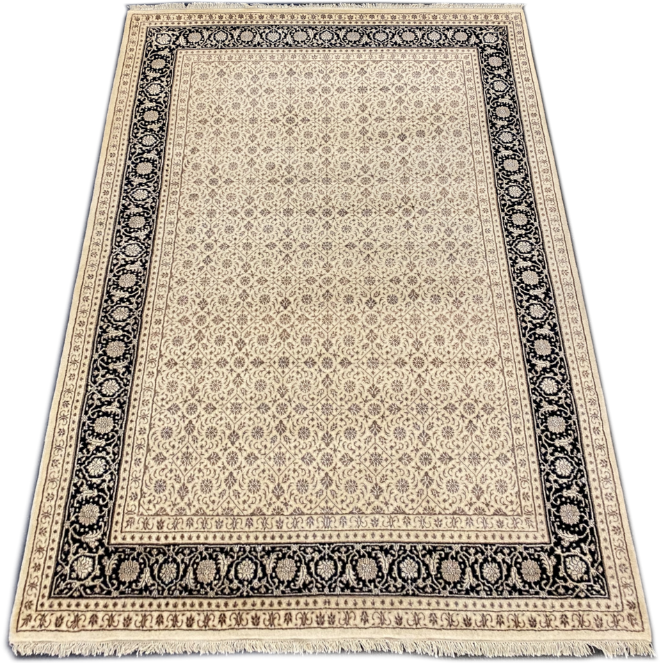 Herati Rug - 242 cm x 169 cm