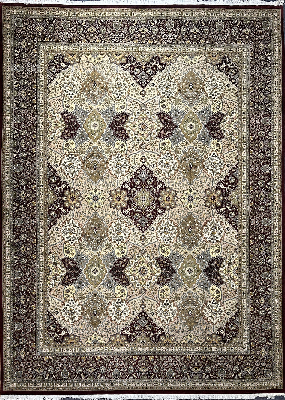 Kashmiri Rug - 378 cm x 273 cm