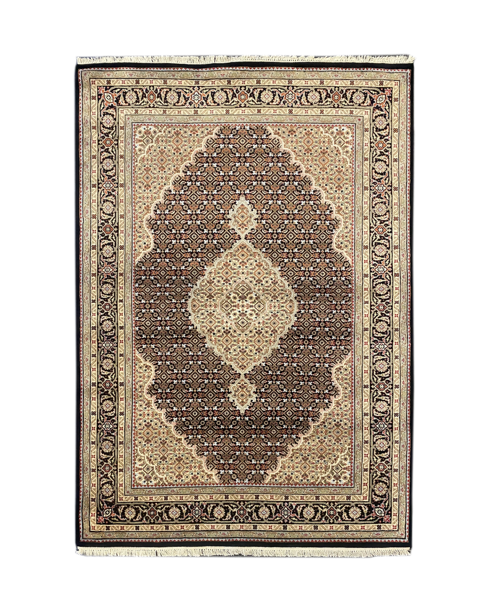 Mahi Tabriz Rug - 203 x 142 cm