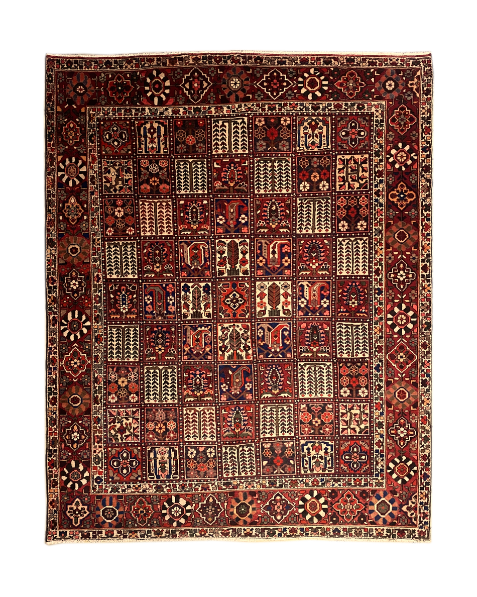 Bakhtiari Rug - 380 cm x 297 cm
