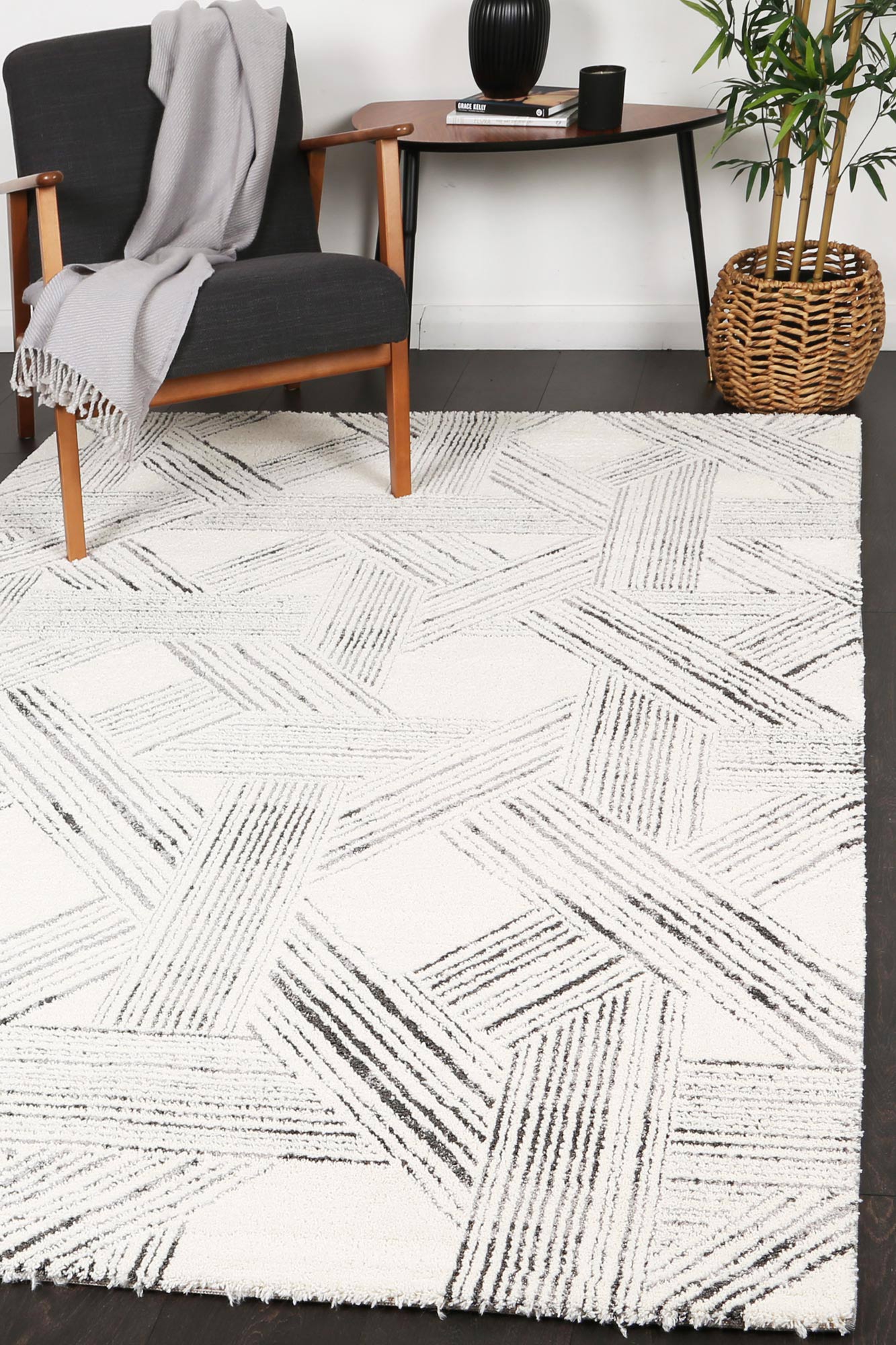 Legend Skadi Geometric Light Grey Rug – Persian Rug Gallery