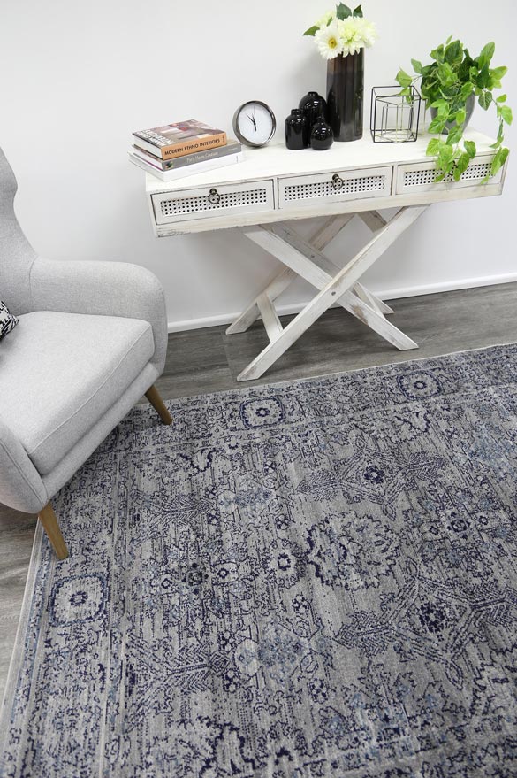 Arya Tapestry Traditional Charcoal Rug