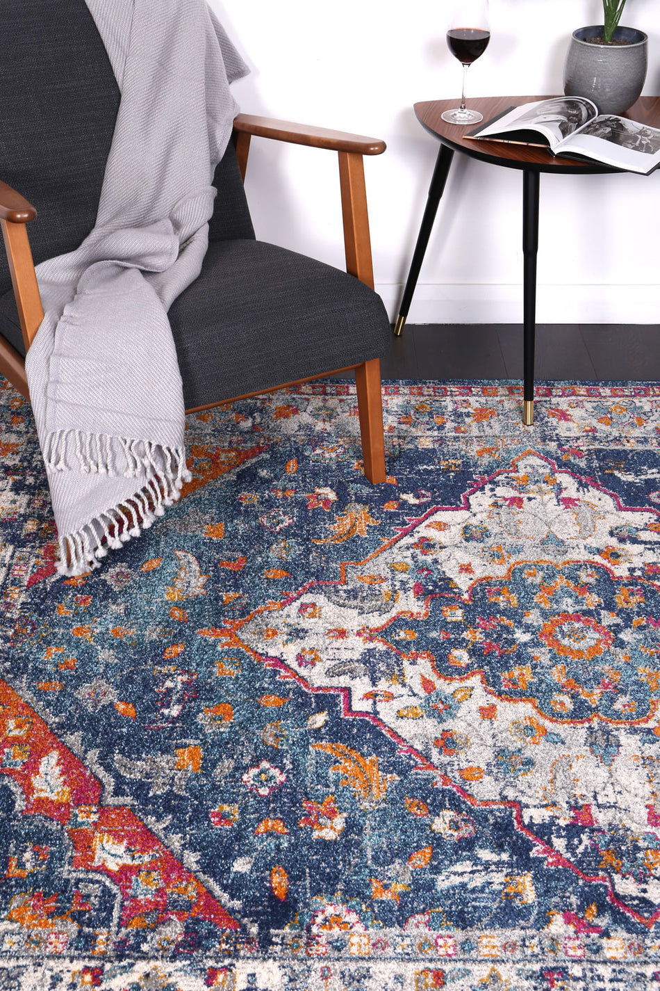 Exquisite Medalion Multi Coloured Rug